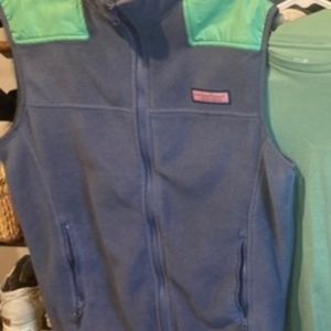 Vineyard vines vest